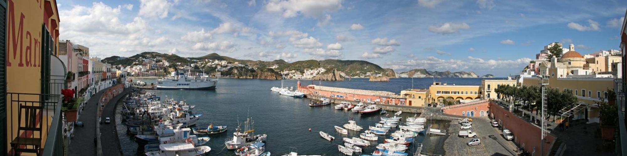 Locanda Mari Ponza Eksteriør bilde